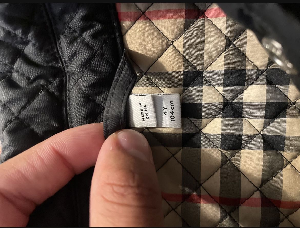 Burberry kids jacket size