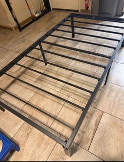 New twin xl platform bed frame