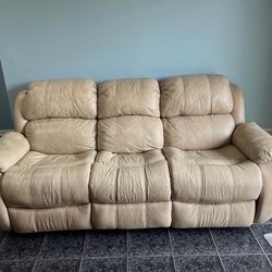 Leather Sofa W Recliner 