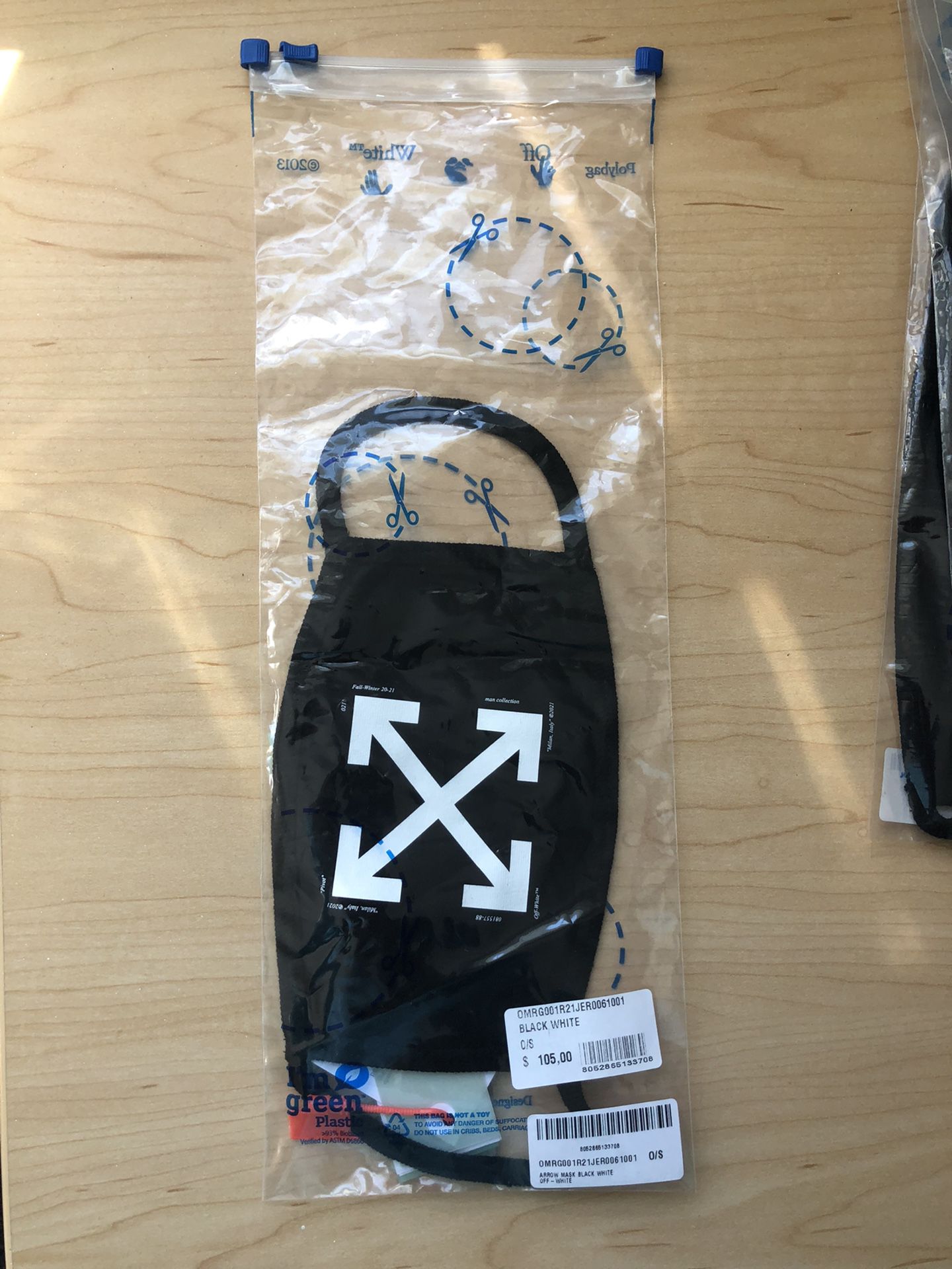 Off white arrows mask black (10 total 1 per purchase)