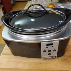 4 Quart Brand New Crock Pot for Sale in Modesto, CA - OfferUp