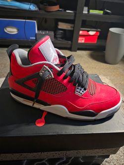 Jordan 4 2013 Toro