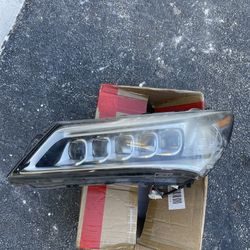 Acura 2019 MDX driver Side Diamond Headlight Style For Parts