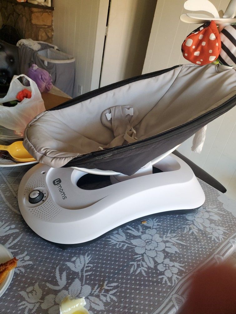 3 Piece Baby Swing With Vibrate Chair