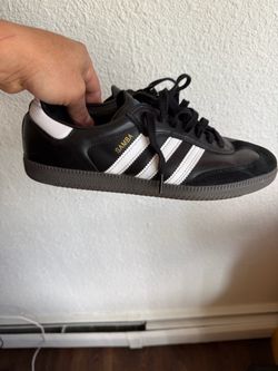 Samba shoes