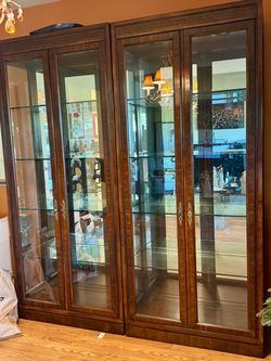 Drexel Heritage Illuminated Display/ Curio Cabinets