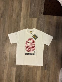 white/red camouflage t-shirt