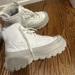 Nike Air Max Goadome size 8 new 
