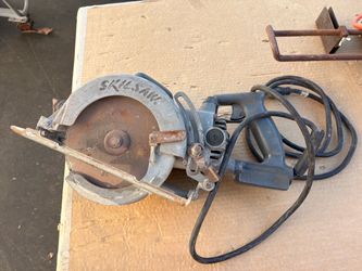 Skilsaw Corded Circular Saw