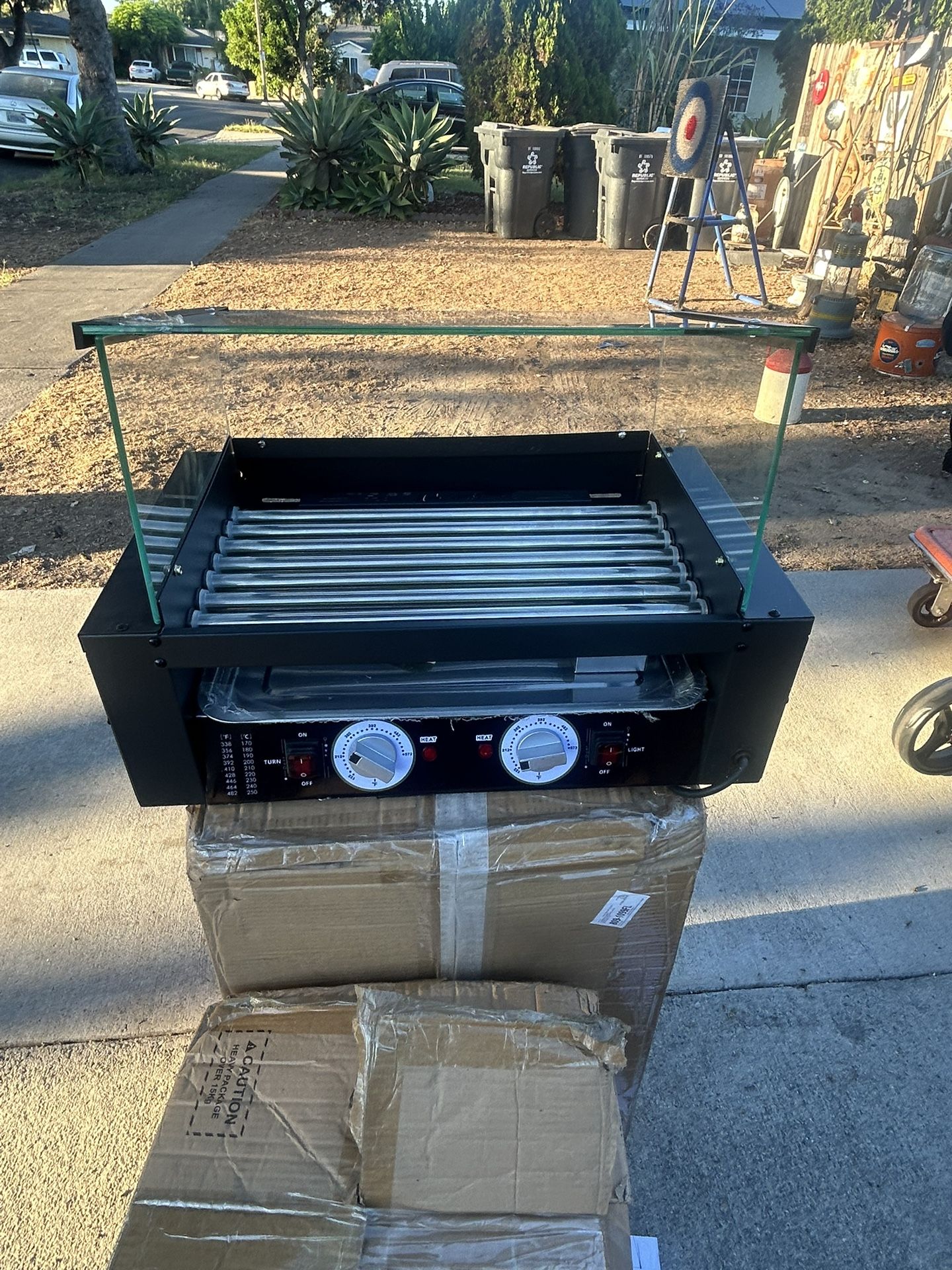 Commercial Rolling Hot Dog Machine For $120