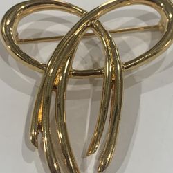 Bow Brooch