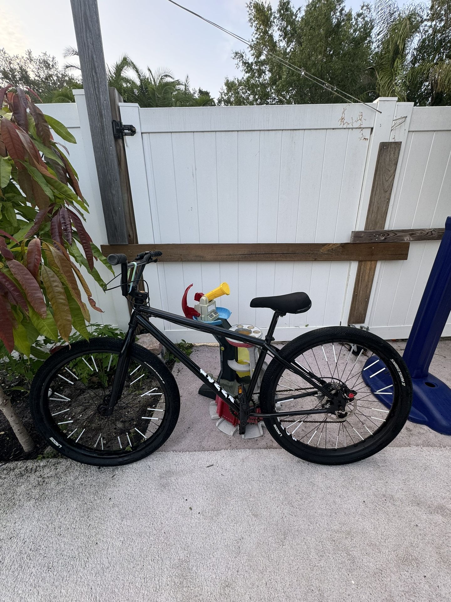 Black Mafia bike Boma 27.5