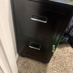 Black Pedestal 