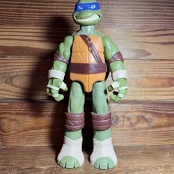 2016 TMNT Teenage Mutant Ninja Turtles LEONARDO Large 10.5" Tall Action Figure