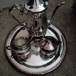 Silver Plated Tea/Coffee Pot to Sugar And Creamer Set