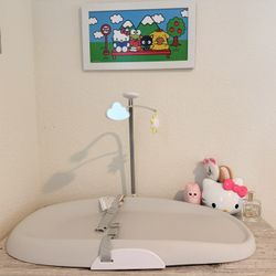 Skip Hop Baby Changing Pad with Toy Bar – Excellent Condition – Pembroke Pines
