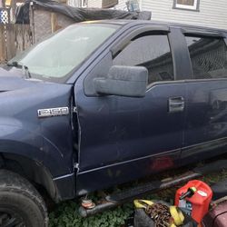 2006 Ford F150 5.4 4x4 $1000 obo or trades