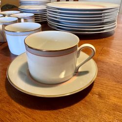 Mikasa  -Fine Japanese Dinnerware