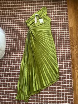 Brand new green formal dress