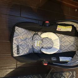 Graco Infant Car Seat 