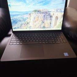 Dell Inspiron Intel Celeron N4020CPV 1.10 GHz