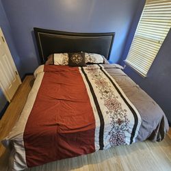 King Size Sleigh Bed With Mattress 