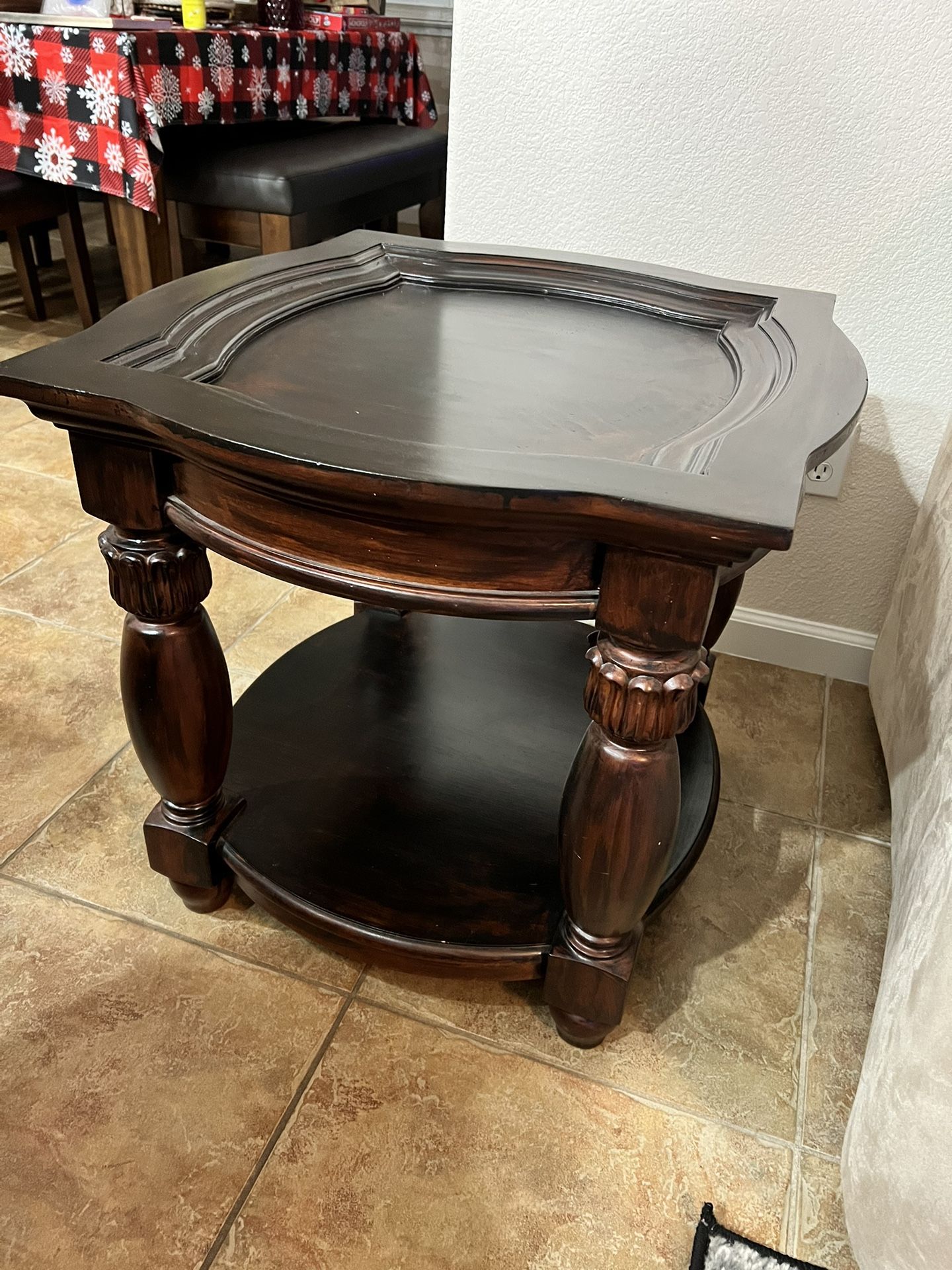 Brown Stained Wood End Table for Sale in Turlock, CA - OfferUp
