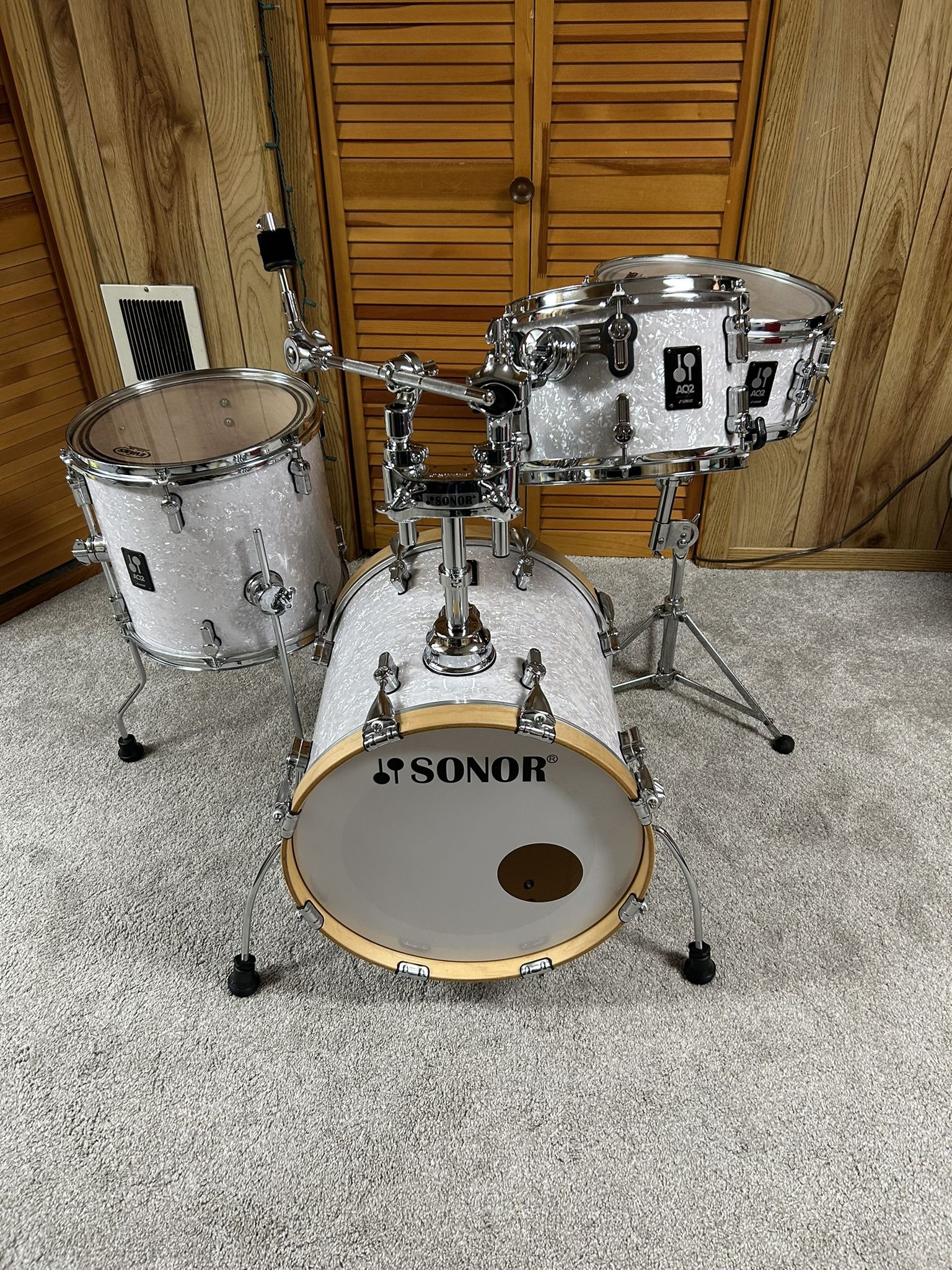 Sonor AQ2 Safari Drum Set
