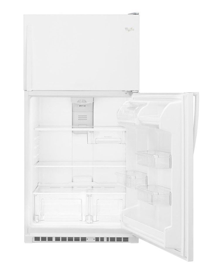 Top-Freezer Refrigerator 