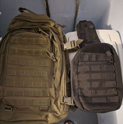 Bag back big green small like new