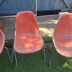 Vintage Zenith Prime Fiberglass Chairs – Set of 3
