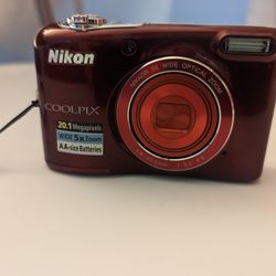 Nikon Coolpix L32 Camera 