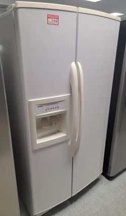 Kenmore Side By Side White Refrigerator Fridge
