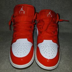 Jordan Retro 1s 