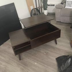 Lift Coffee Table