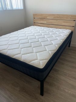 Queen Size 10” Hybrid Memory Foam Mattress + Bed Frame