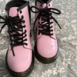 PALE PINK Dr. MARTENS 1460 GIRLS BOOTS