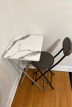 FREE Small corner table and chair!!!!  Come pick it up !