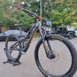 Like new Specialized S-Works Stumpjumper FSR 6Fattie size L full suspension mountain bike