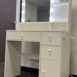 Makeup Vanity Desk New