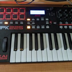 Akai MPK225 Compact 25-Key USB MIDI Keyboard MPC Controller