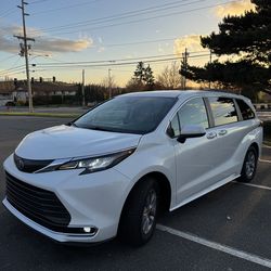 2022 Toyota Sienna
