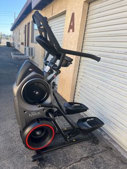 M8 🚚 Free Delivery 🚚 Bowflex M8 Mint Condition Less Than 10 Hours Used