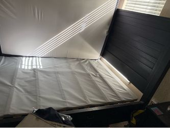 Queen Beds