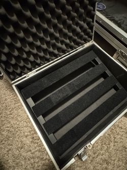 Pedaltrain pedal board