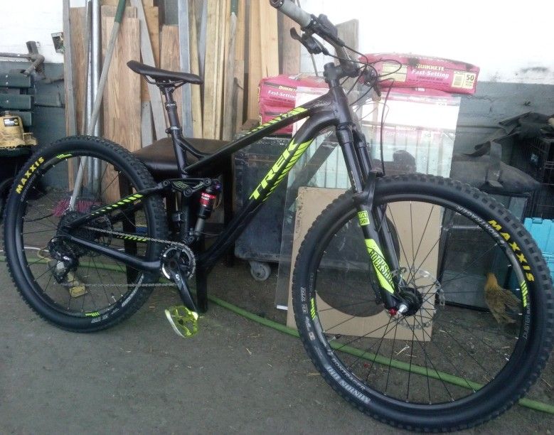MOUNTAIN BIKE FOR SALE