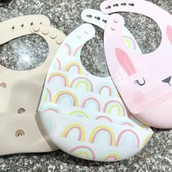 3 Silicone Bibs Cloud Island And Mushie 