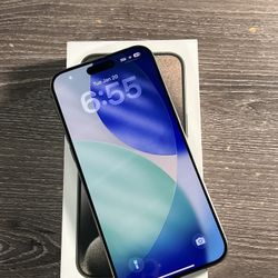 iPhone 15 Pro Max 256gb *UNLOCKED*