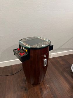 Arcade table