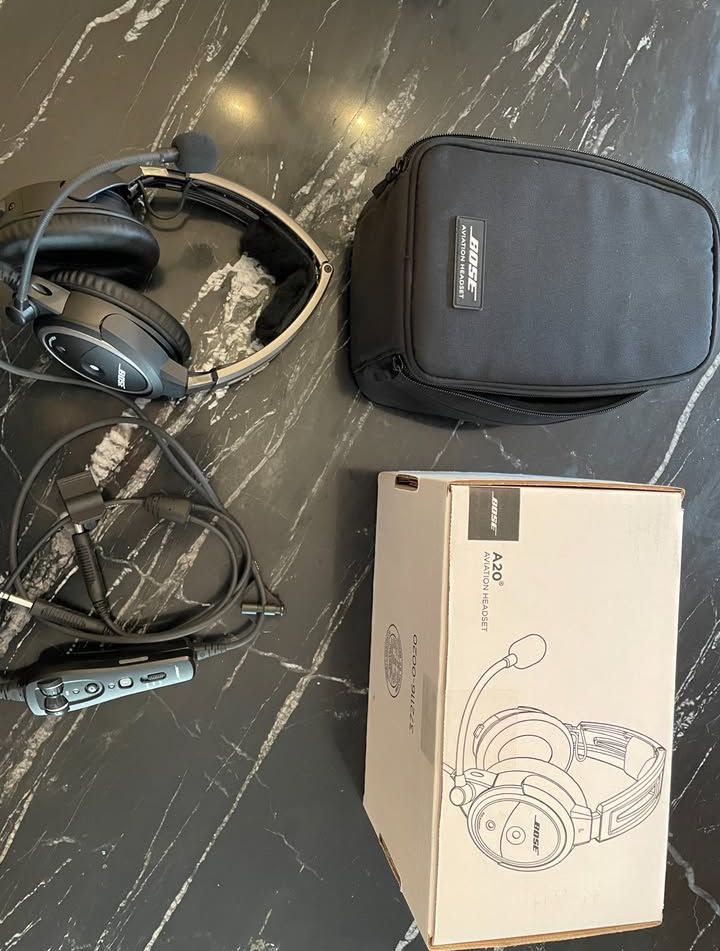 BOSE A20 Aviation Headphone